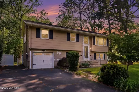 Exterior - 16 Crest Rd, Jackson, NJ 08527 photo 2 of 10