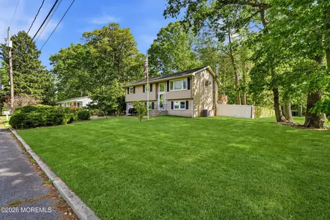 Exterior - 16 Crest Rd, Jackson, NJ 08527 photo 10 of 10
