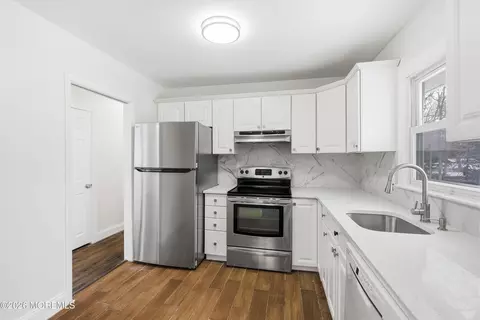 Kitchen - 16 Crest Rd, Jackson, NJ 08527 photo 1 of 3