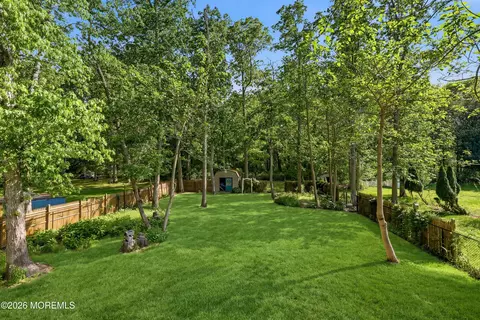 Exterior - 16 Crest Rd, Jackson, NJ 08527 photo 4 of 10