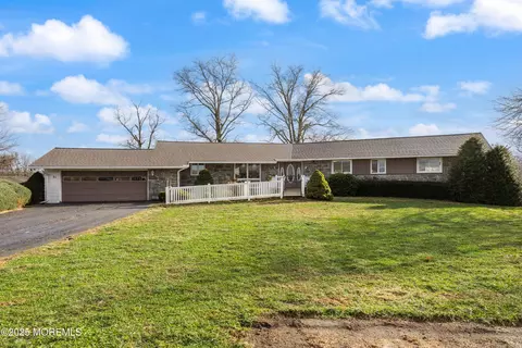 51 Arneys Mount Rd, Pemberton, NJ 08068
