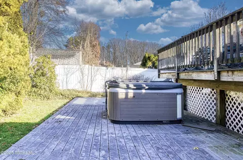 Exterior - 721 Flagge Rd, Brick, NJ 08724 photo 5 of 8