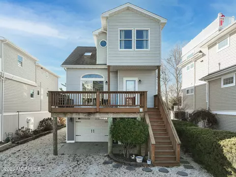 Exterior - 18 W 16th St, Long Beach Township, NJ 08008 photo 2 of 9