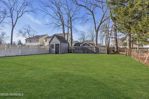 Exterior - 24 Unity Dr, Brick, NJ 08723 photo 9 of 11