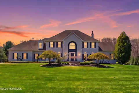9 Sugar Loaf Hl, Millstone, NJ 08510
