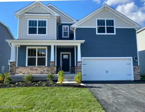 27 Payton Dr, Manahawkin, NJ 08050