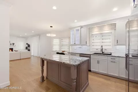 Kitchen - 5 Overlook Dr, Jackson, NJ 08527 photo 5 of 5