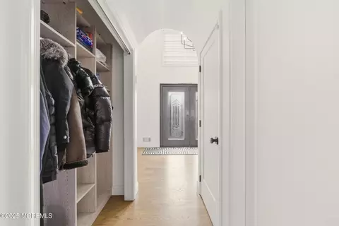 Entry Way - 5 Overlook Dr, Jackson, NJ 08527 photo 4 of 6