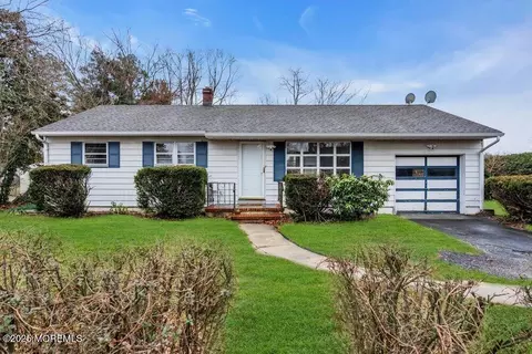 681 Aldrich Rd, Howell, NJ 07731