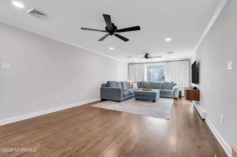 Living - 520 Windsor St, Forked River, NJ 08731 photo 1 of 3