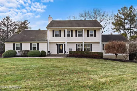 129 Four Winds Dr, Middletown, NJ 07748