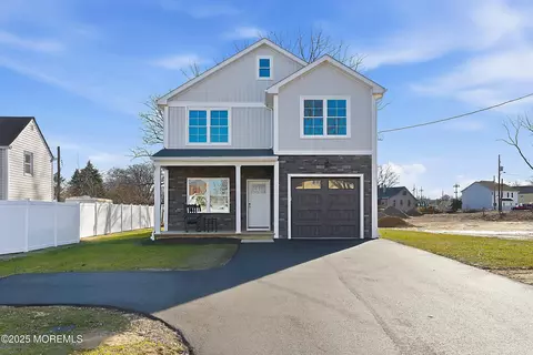 5 Lower Main St, Aberdeen, NJ 07747