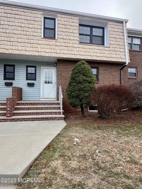 402 Windsor Ct, Hillsborough, NJ 08844
