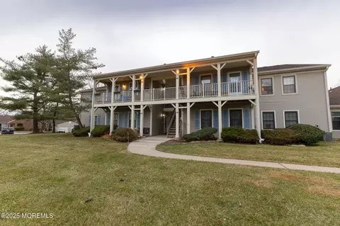 243 Wycoff Way W #243, East Brunswick, NJ 08816