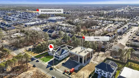 30 Pine Blvd, Lakewood, NJ 08701