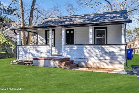 24 Davos Rd, Brick, NJ 08724