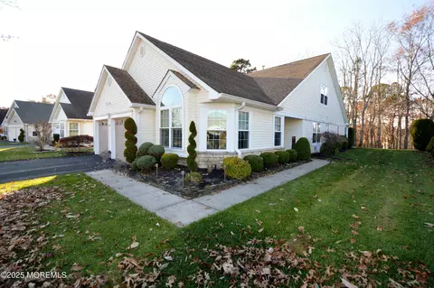 3621 Vicari Ave, Toms River, NJ 08755