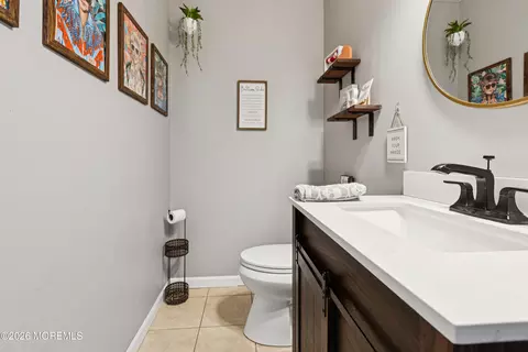 Bath - 12 Crest Rd, Jackson, NJ 08527 photo 1 of 2