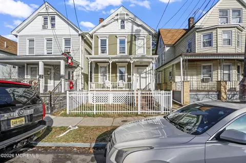 217 Handy St, New Brunswick, NJ 08901