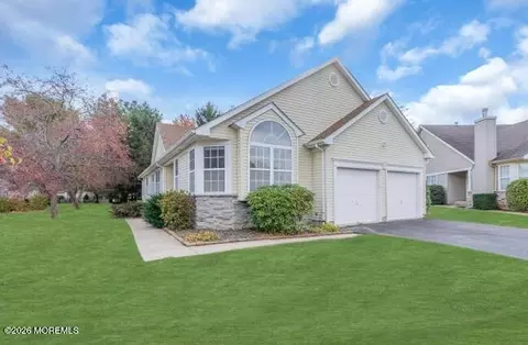 2464 Spring Hill Dr, Toms River, NJ 08755