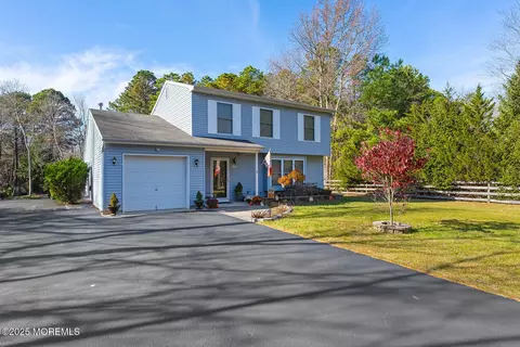 262 Frank Applegate Rd, Jackson, NJ 08527