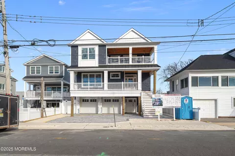 58 I St, Seaside Park, NJ 08752