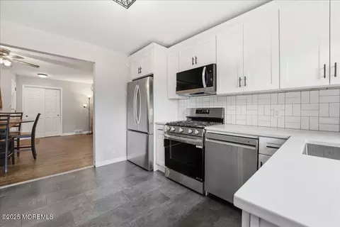 56 Plum St, Tinton Falls, NJ 07724