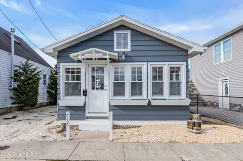 715 Barnegat Ave, Seaside Heights, NJ 08751