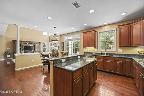 Kitchen - 7 Trumbull Ct, Jackson, NJ 08527 photo 6 of 6