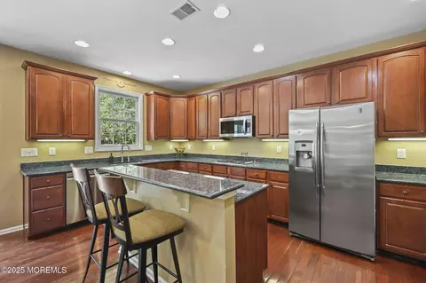 Kitchen - 7 Trumbull Ct, Jackson, NJ 08527 photo 1 of 6