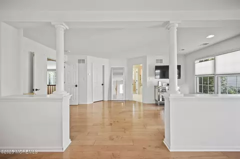 Entry Way - 7 Trumbull Ct, Jackson, NJ 08527 photo 7 of 10