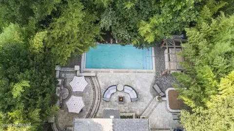 Exterior - 7 Trumbull Ct, Jackson, NJ 08527 photo 2 of 11