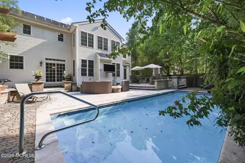 Exterior - 7 Trumbull Ct, Jackson, NJ 08527 photo 6 of 11