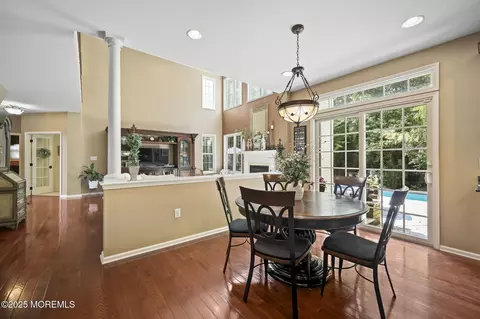 Dining - 7 Trumbull Ct, Jackson, NJ 08527 photo 2 of 2