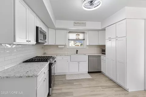 173 Cliff Rd, Brick, NJ 08724