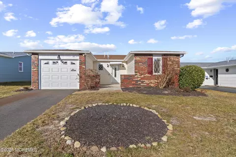 43 Patmore Rd, Brick, NJ 08724