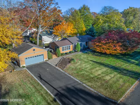 26 Prince Pl, Little Silver, NJ 07739