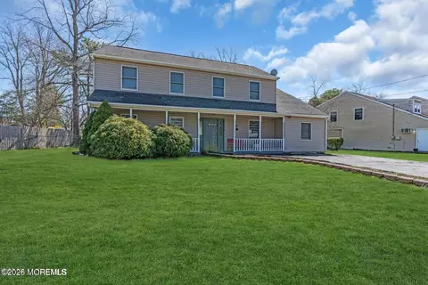 133 Cannonball Dr, Lakewood, NJ 08701