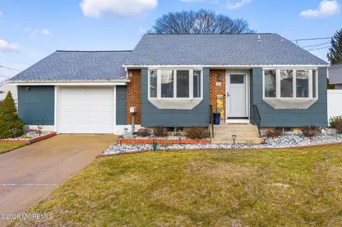 10 Intervale Rd, Hamilton, NJ 08620
