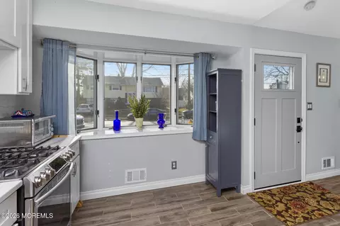Entry Way - 10 Intervale Rd, Hamilton, NJ 08620 photo 1 of 1