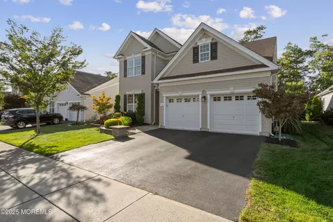 80 Arborridge Dr, Forked River, NJ 08731 photo 2