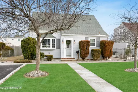 175 Morningside Ave, Union Beach, NJ 07735