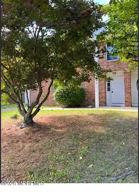 39 Mizzen Dr, Barnegat, NJ 08005