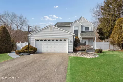 41 Sweet Gum Rd, Howell, NJ 07731
