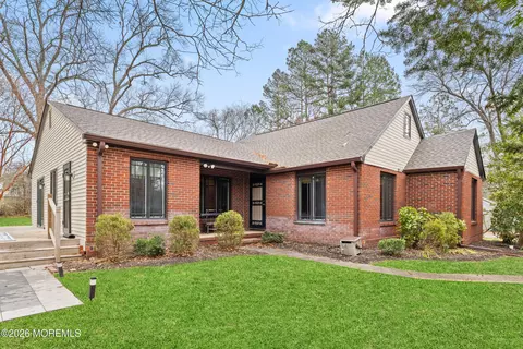 Exterior - 1 Dominion Dr, Jackson, NJ 08527 photo 1 of 10