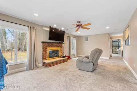 Living - 1 Dominion Dr, Jackson, NJ 08527 photo 2 of 3