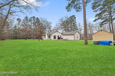 Exterior - 1 Dominion Dr, Jackson, NJ 08527 photo 8 of 10