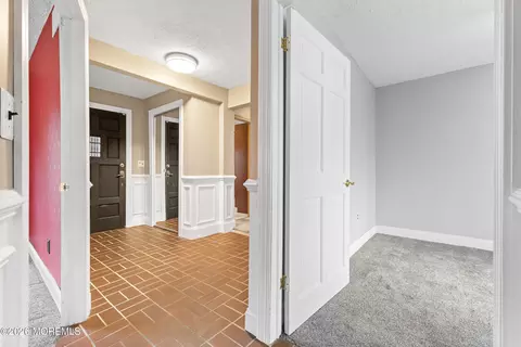 Entry Way - 1 Dominion Dr, Jackson, NJ 08527 photo 2 of 5