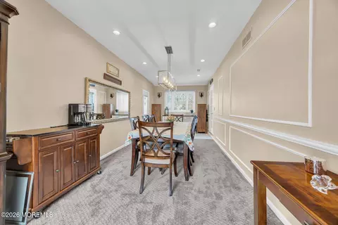 Dining - 407 Clinton Ave, Middlesex, NJ 08846 photo 5 of 5