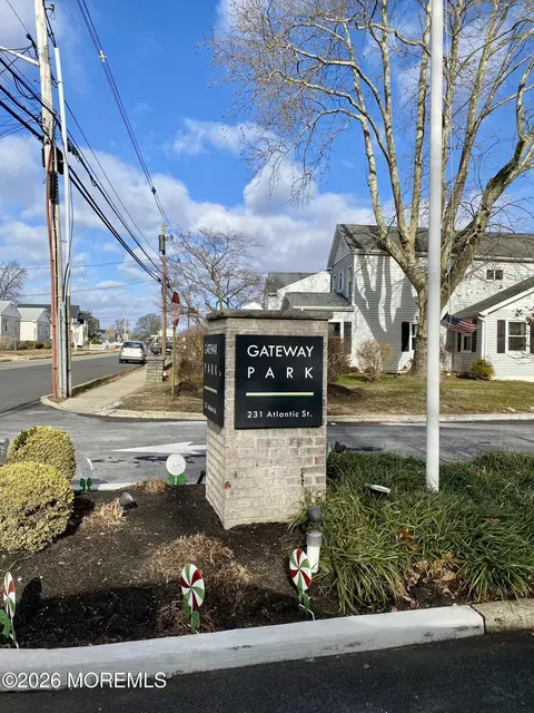231 Atlantic St #83D, Keyport, NJ 07735